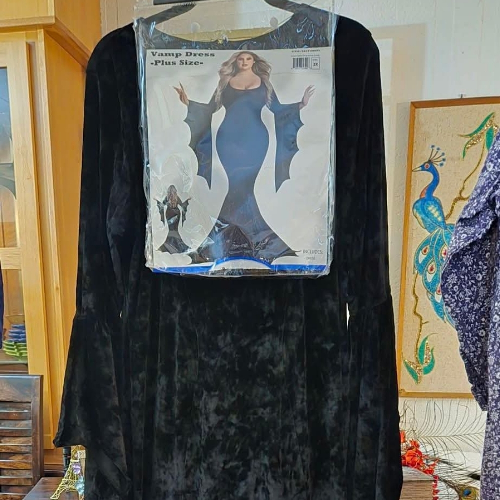 Sexy Black Velvet Vampire Dress